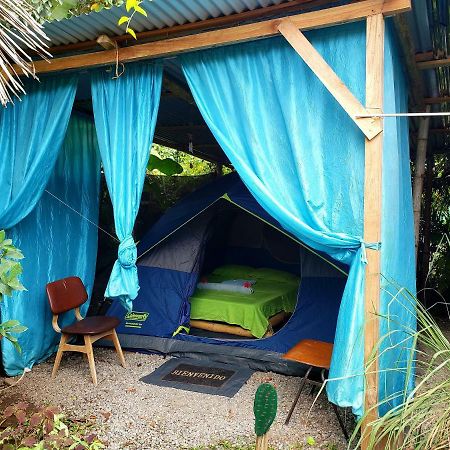 Camping Rooms Shalton Cahuita Exterior foto